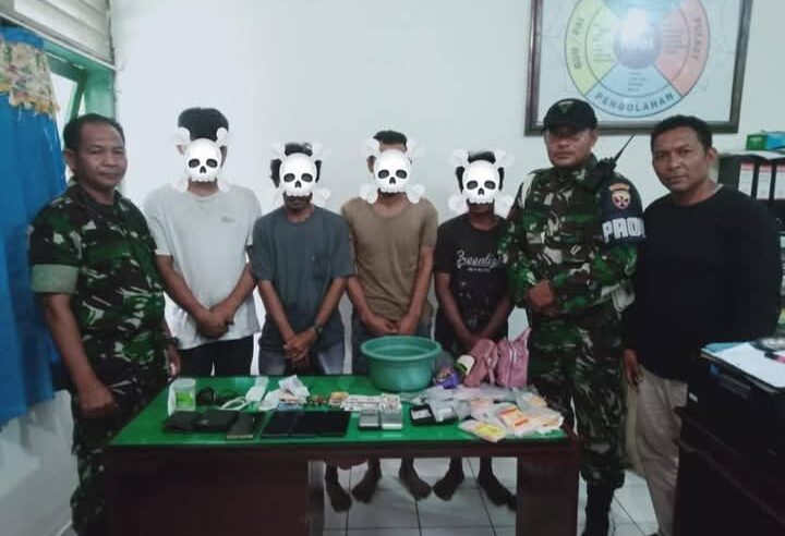 Perang Terhadap Narkoba, Kodim 1614/Dompu Ringkus Empat Orang Bandar dan Kurir Sabu