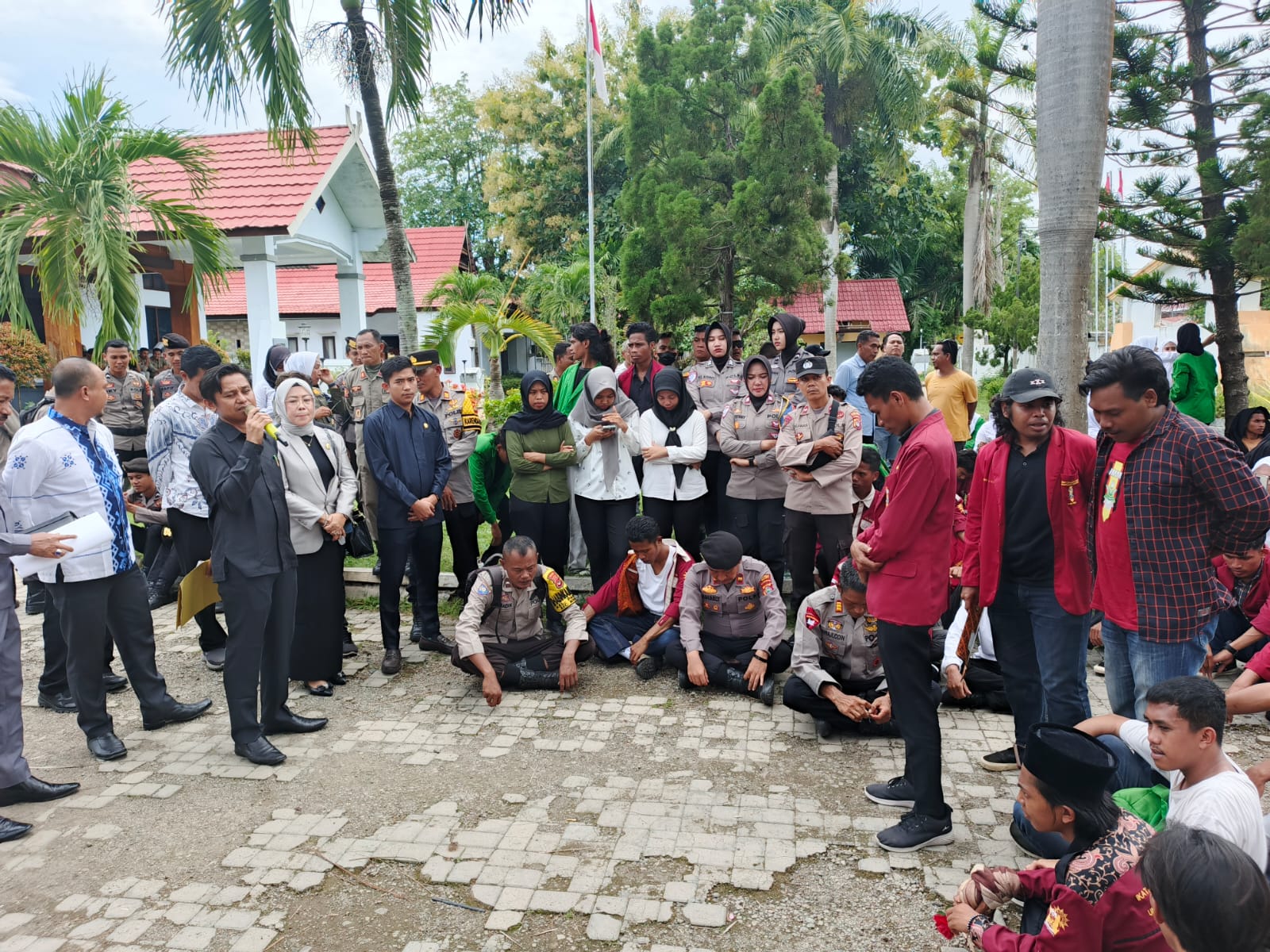 IMM Bima Desak DPRD Evaluasi Kinerja Pemda Kab. Bima, Wakil Ketua 1 DPRD; Kita Memiliki Semangat yang Sama