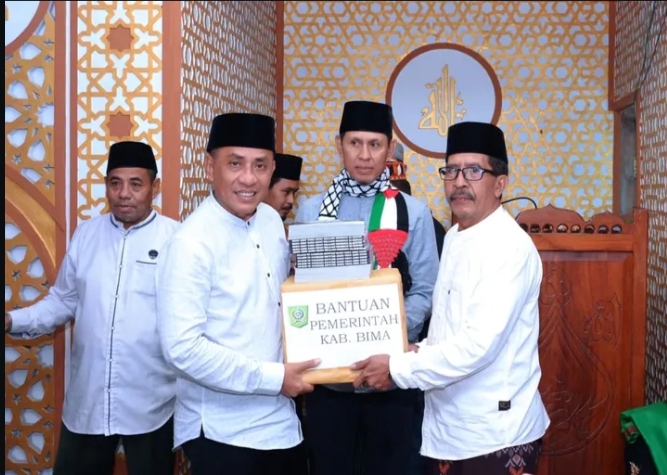 Safari Ramadan di Lambitu, Bupati Bima Tanggapi Aspirasi Warga