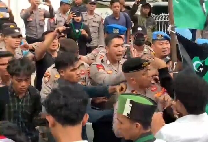Arogansi APH Polda NTB Terhadap Massa Aksi, HMI MPO Mataram Akan Surati Kapolri Copot Kapolda