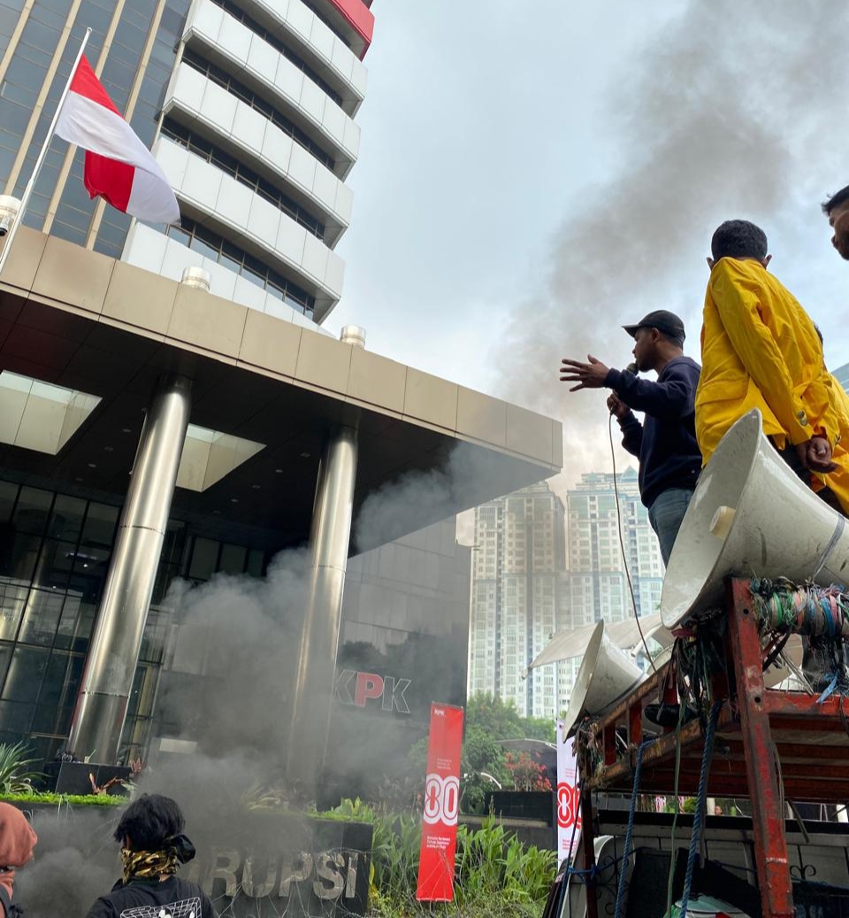 Jaringan Mahasiswa dan Pemuda NTB-Jakarta Desak KPK Bongkar Habis Korupsi di Tubuh DPRD NTB