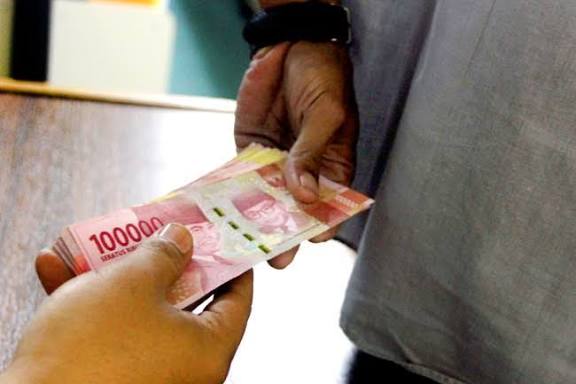 Viral ! Guru di Tambora Bima Diduga Diintimidasi Nyetor Uang ke Pejabat Dikbudpora Bima